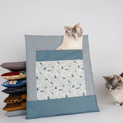 CATTRESS Cat Bed Designed to Hold Heating Pad