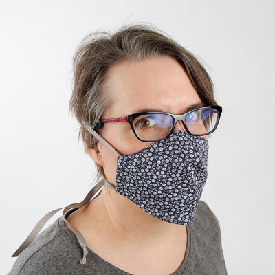 New Nose Dart Face Mask Design with Adjustable Strap